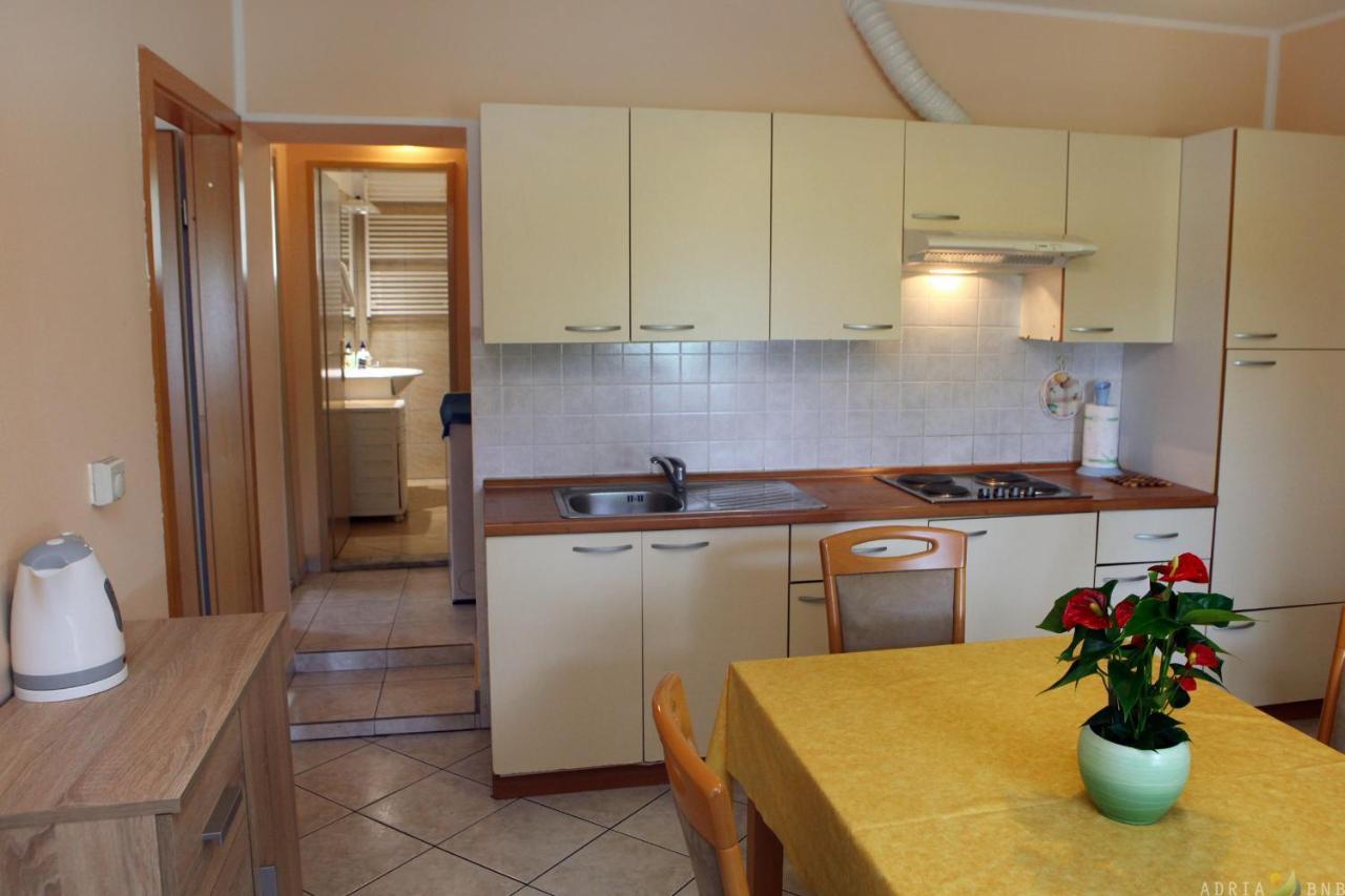 Sea View Apartments Orko 포르토로즈 외부 사진